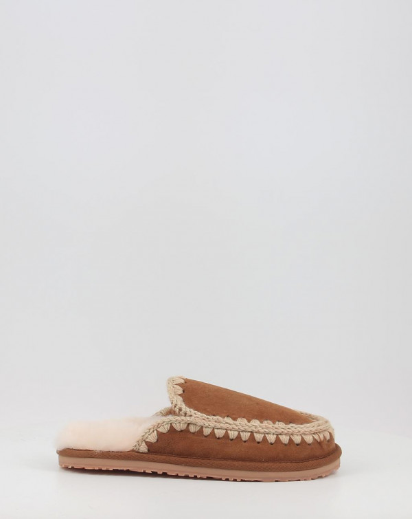 SUEDE SLIPPER FULL ESKIMO STITCH
