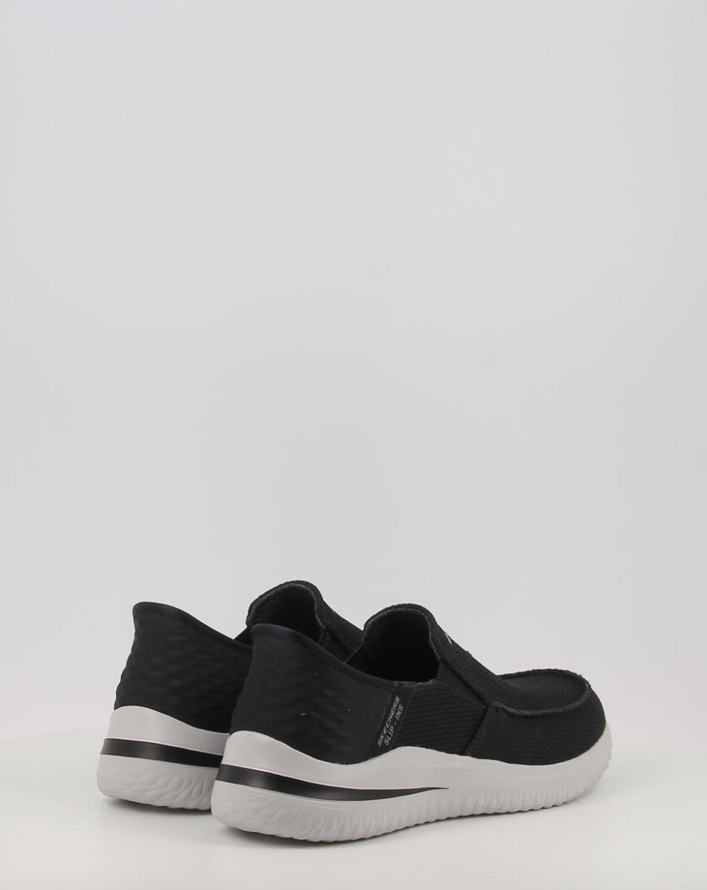 DELSON 30 CABRINO 210604