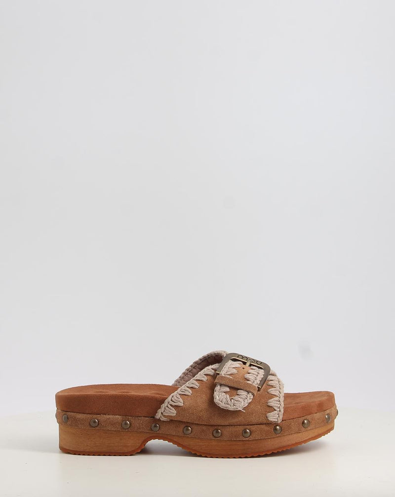 Sandálias MOU LOW HEEL WOOD CLOG WITH BUCKLE couro