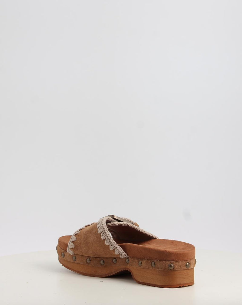 Sandálias MOU LOW HEEL WOOD CLOG WITH BUCKLE couro