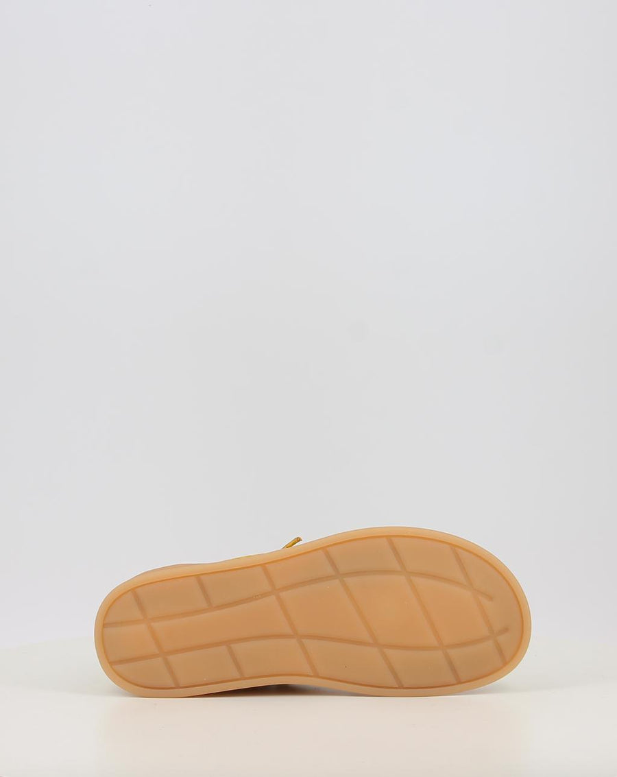 848 BAREFOOT
