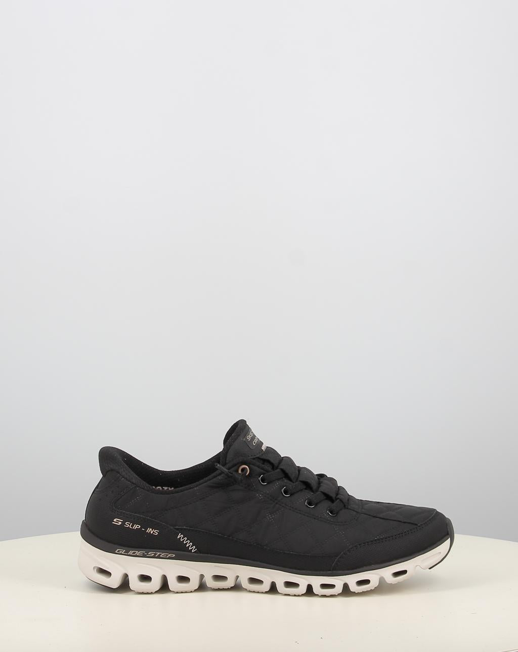 SLIP INS GLIDE STEP COZY FIT