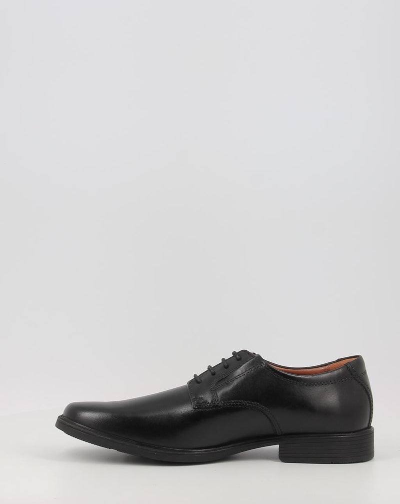 Sapatos CLARKS TILDEN PLAIN preto