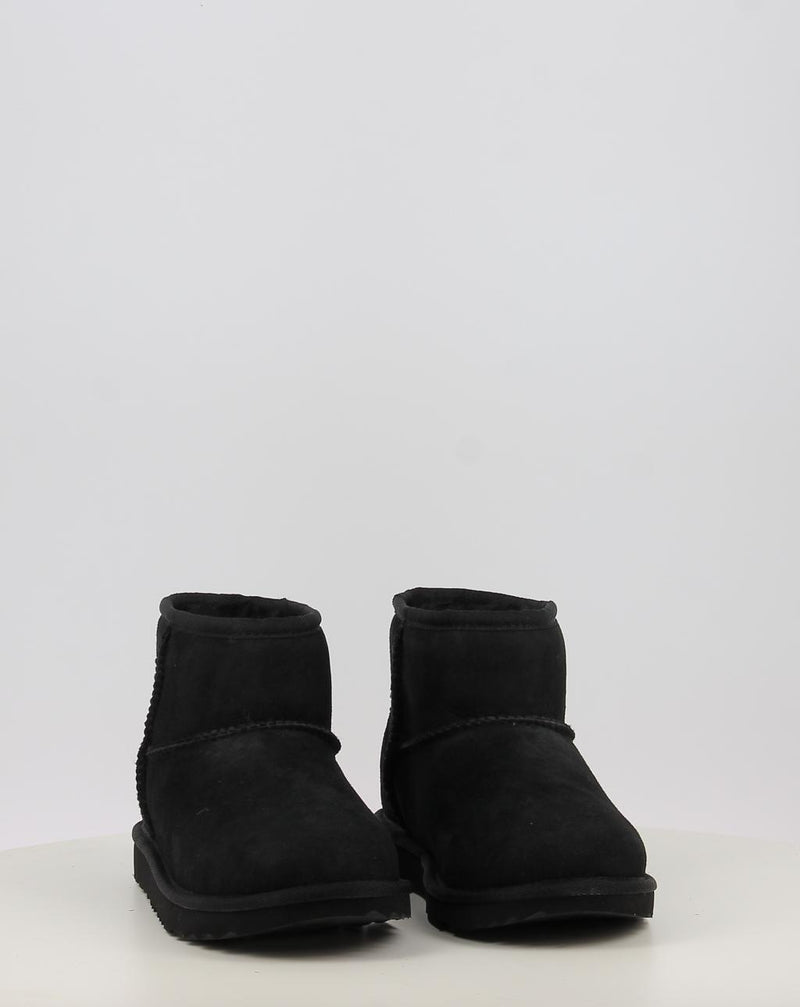 Botas UGG CLASSIC MINI II preto