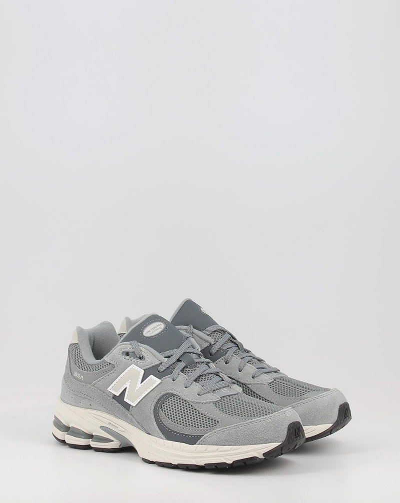 Sapatilhas NEW BALANCE GC2002ST cinzento