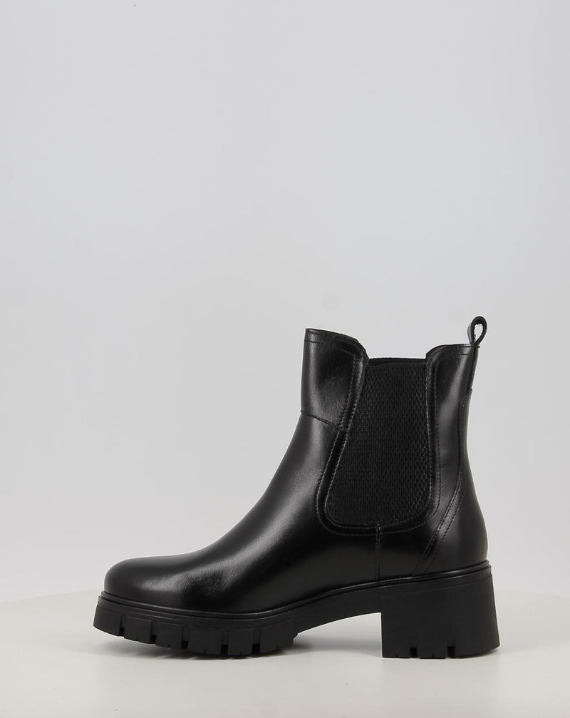Botins TRAVERIS LOR40 preto