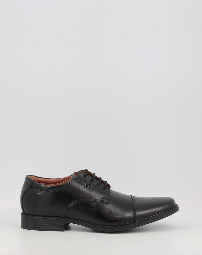 Sapatos CLARKS TILDEN CAP preto