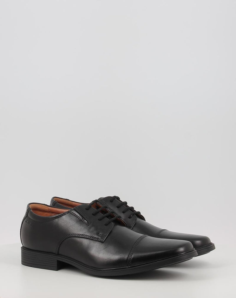 Sapatos CLARKS TILDEN CAP preto